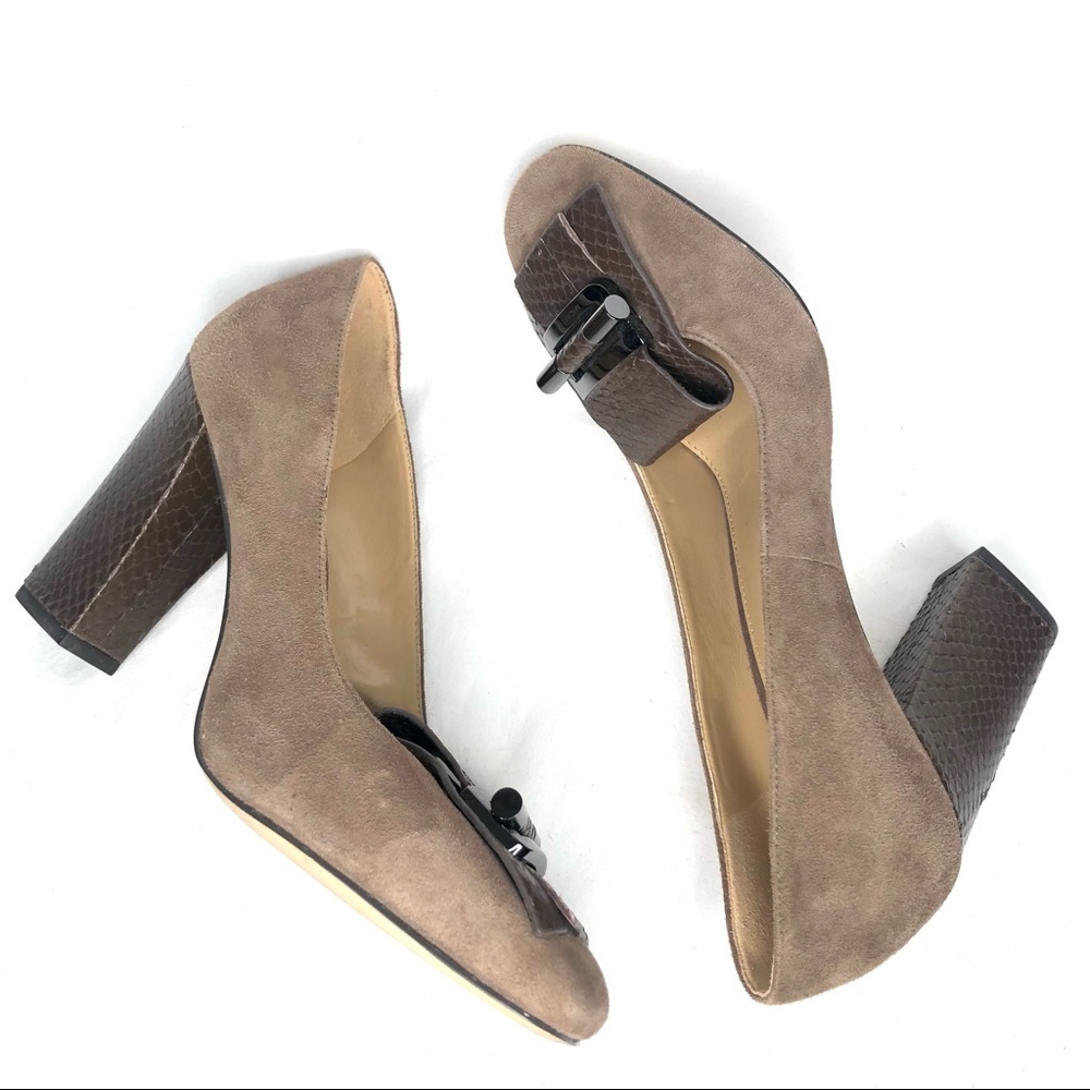 Michael Kors Leather Slip on Heels Sz 7 1/2 - Picture 4 of 16